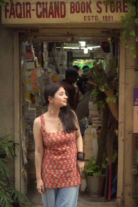 Casual Everyday Wear Rust Red Printed Cotton Sleeveless Kurti Top