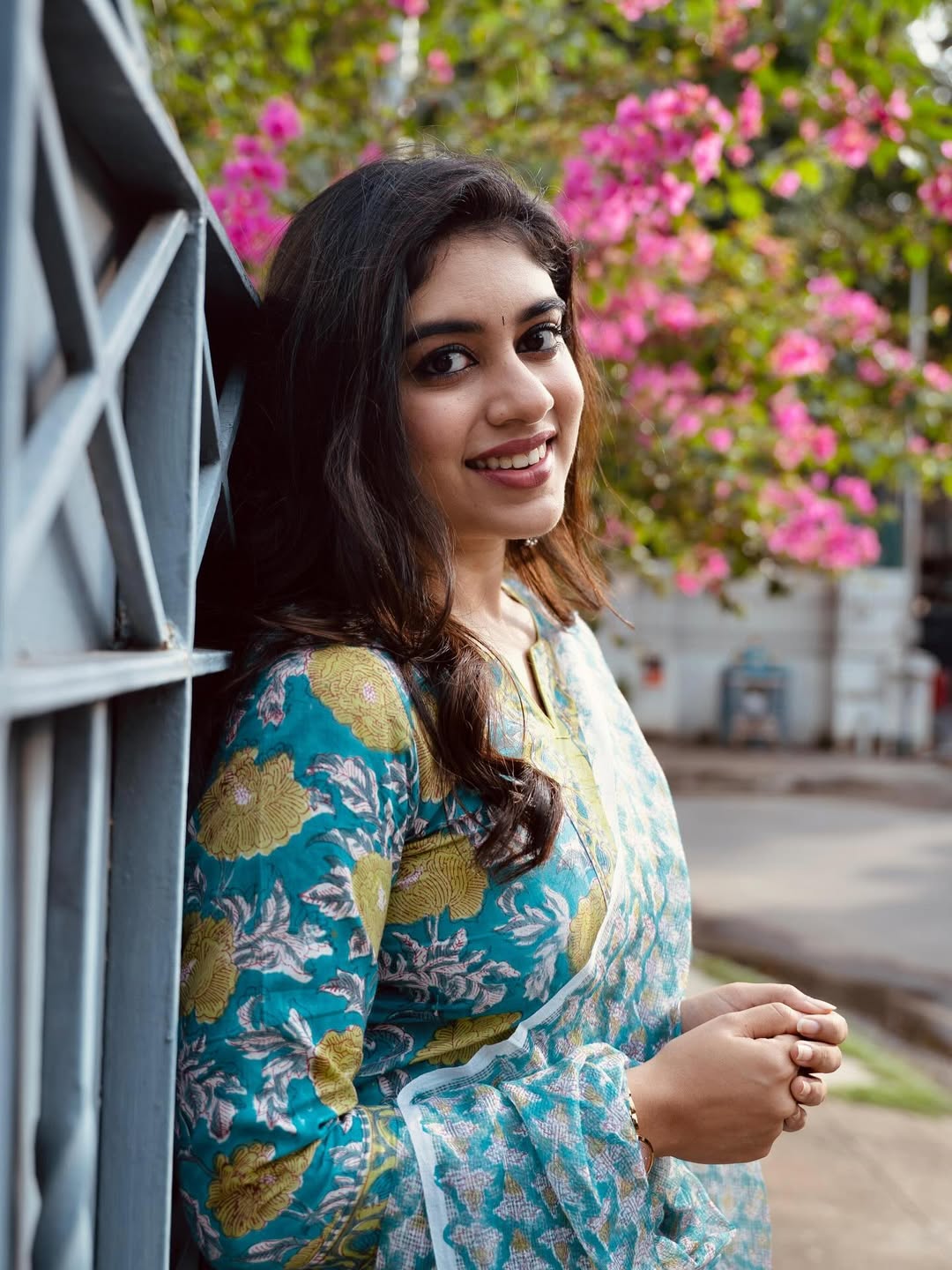 Ethnic Indian Wear Elegant Blue Floral Cotton Suit for Women