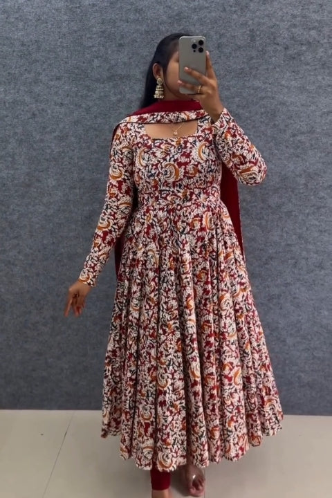 Elegant Red & Black Kalamkari Flared Gown with Dupatta