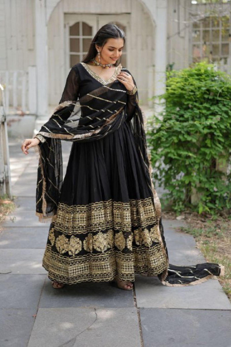 Faux Blooming Anarkali Gown in Black with Embroidered Dupatta