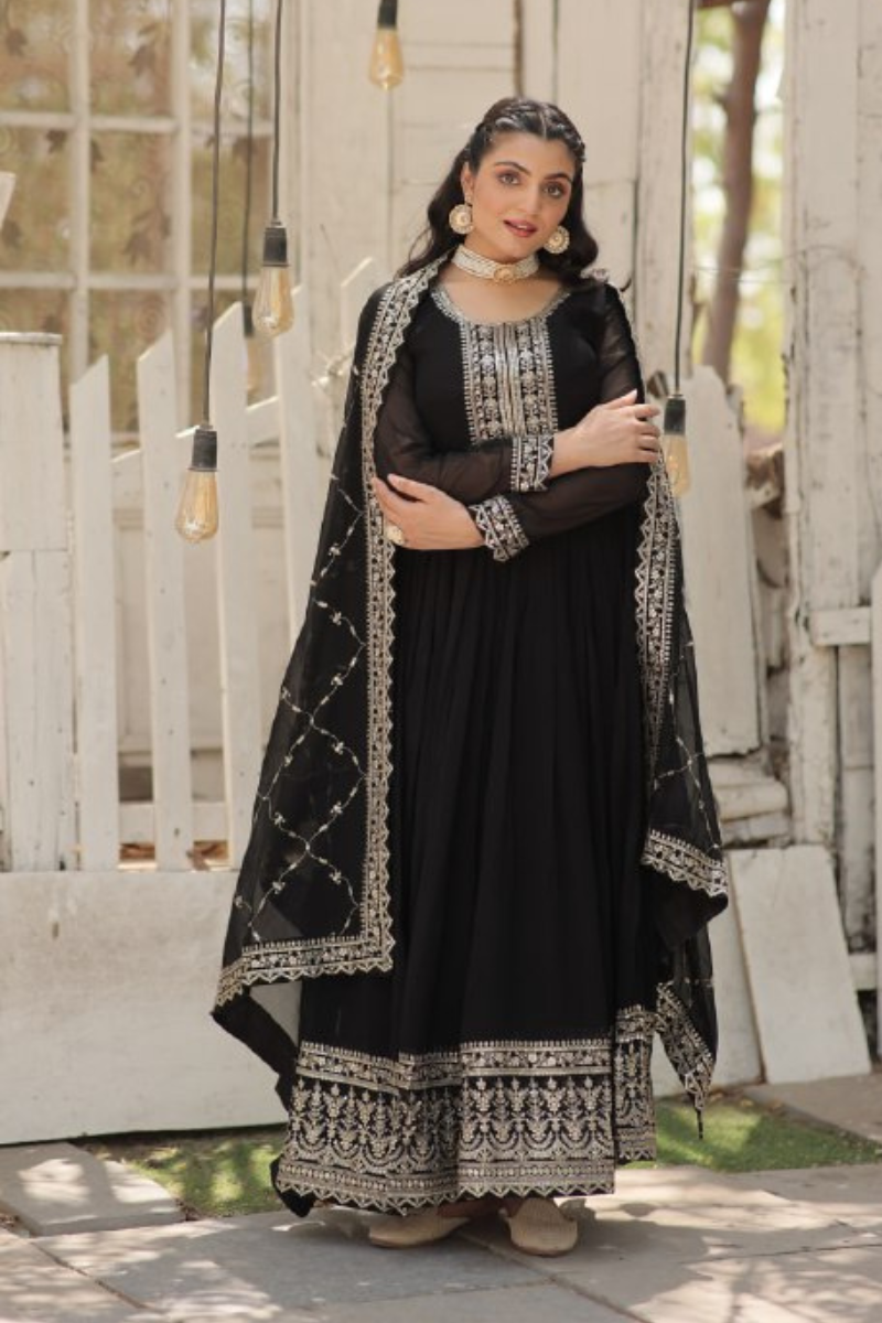 Black Fake Blooming Gown with Embroidered Dupatta