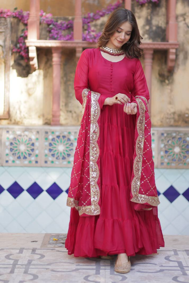 Red Star Georgette Dress with Embroidered Duaptta